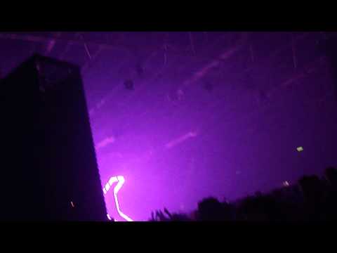 Tiesto @ Energy 2011 7/22 Dani L. Mebius & Walter Fierce - N.A.S.A. (Punish Remix)