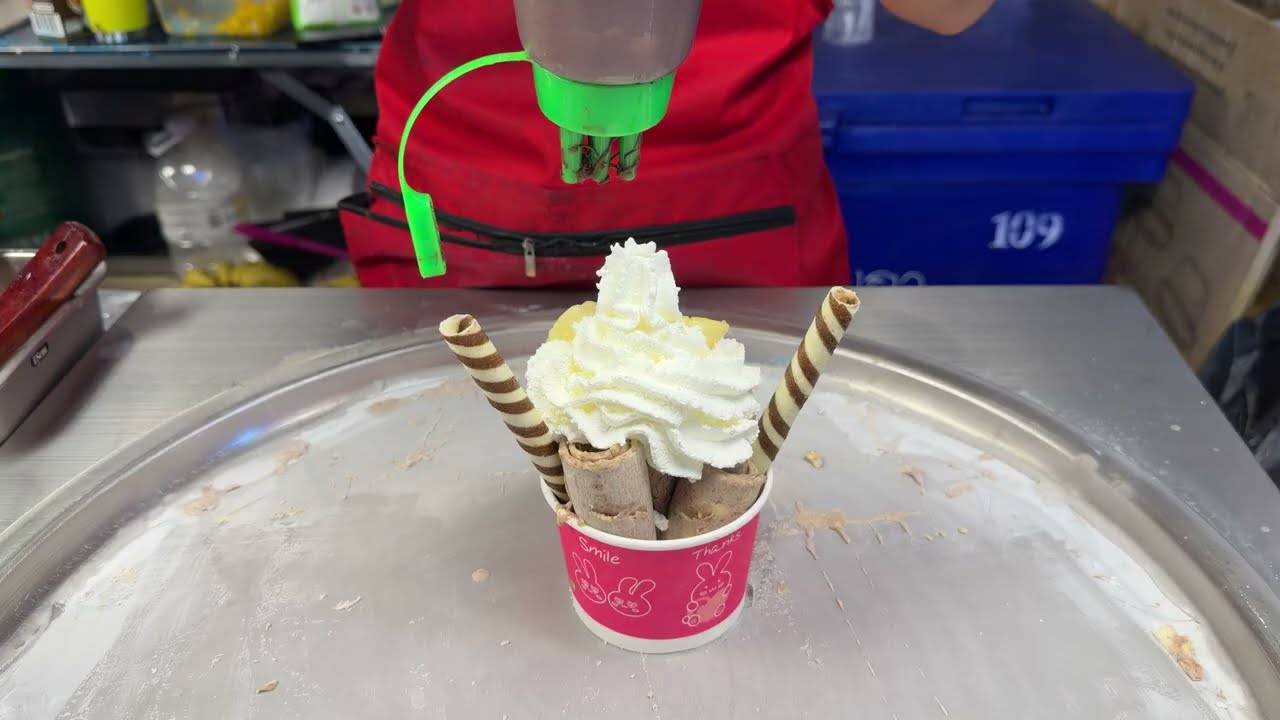 【本場タイ】ロールアイス　roll ice Streetfood