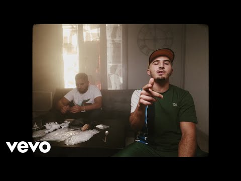 Lamara - Elle veut le buzz (Clip officiel)