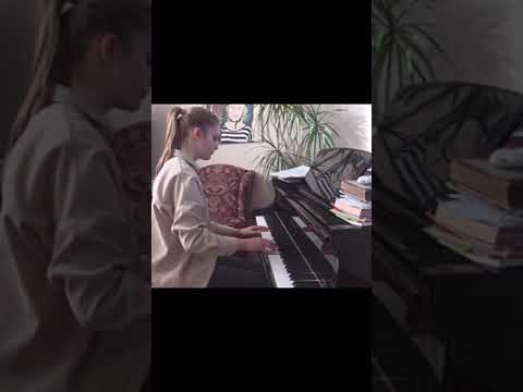 Evelien - Componist I Melodie 5 I Russische muziekschool Schagen