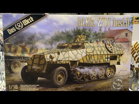 Das Werk 1:16 Sd.Kfz.251/1 Ausf.D Model Kit Video Preview