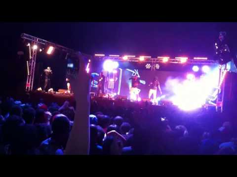 Boy Better Know - Too Many Man LIVE @ Radio 1's Hackney Weekend