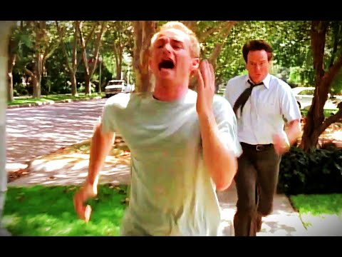 Malcolm In The Middle - Francis Gets Emancipated