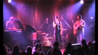 Ninet tayeb - Taking the easy way out Live (Elliott smith cover)