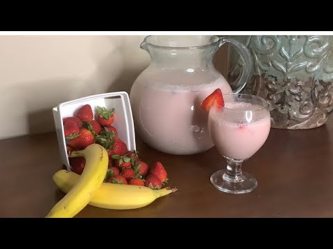 How to Make Strawberries & Bananas Agua Fresca - Fresas con Platano