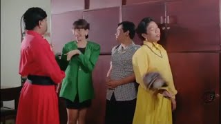 Download lagu Dono Kasino indro nyamar jadi cewe film komedi jadul yang  sangat lucu mp3