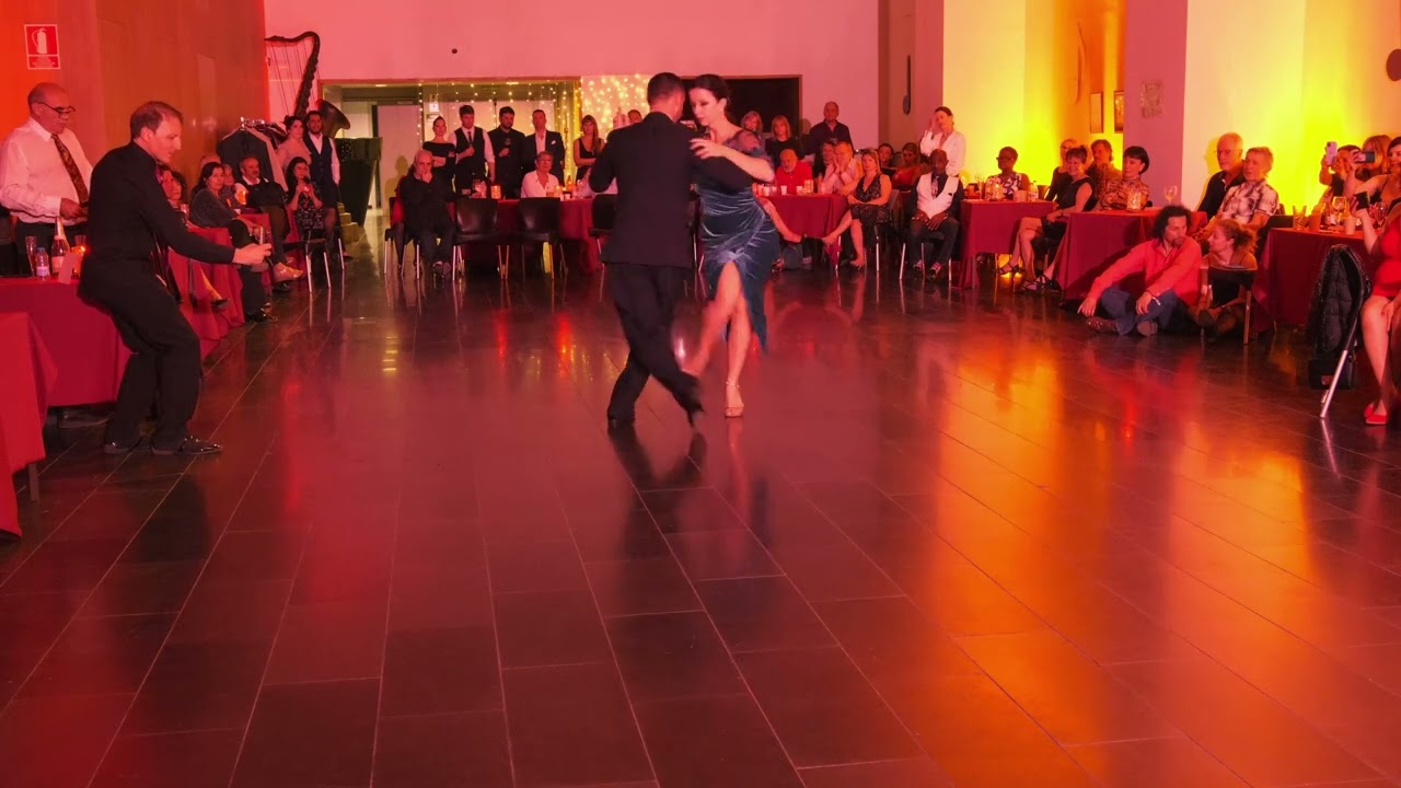 Video thumbnail for Fausto Carpino y Stephanie Fesneau al Tango and Emotion 2024