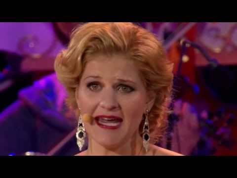 Mirusia Louwerse - Don't cry for me Argentina