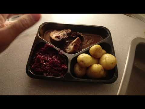 MongoTV_10114 - Mongo Madskole - RULLESTEG Med KARTOFLER og BRUN SOVS - RØDKÅL