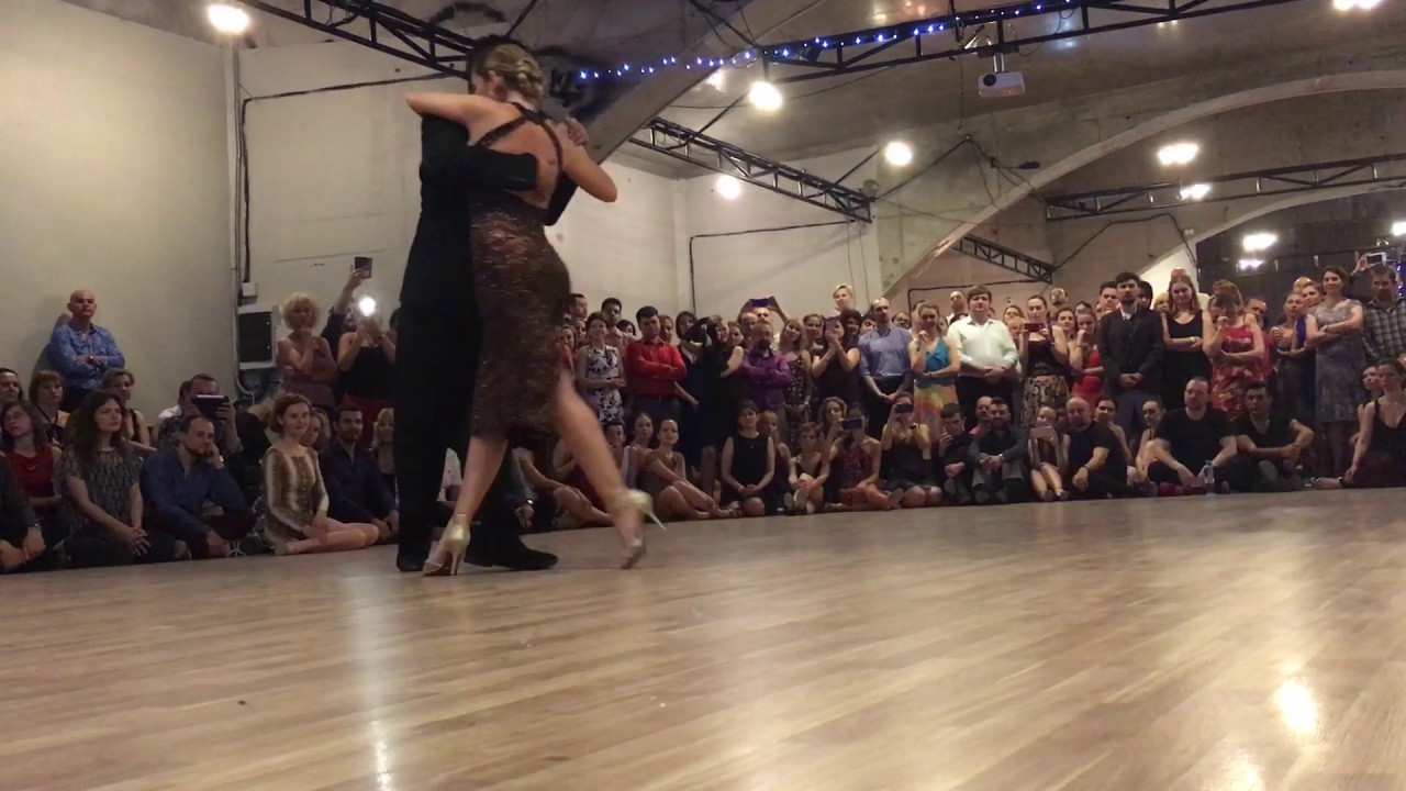 Carlitos Espinoza & Noelia Hurtado. Tesoromio Tango Weekend, Kiev 20.05.2017 3/5