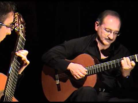 Hugo Blanco - Moliendo Café(Beni Baute's version) played on the requinto by Luis Alejandro García.