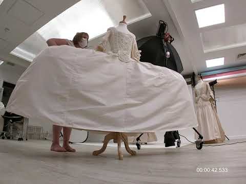 Dressing a c 1750s 60s  Mantuas by TGCC