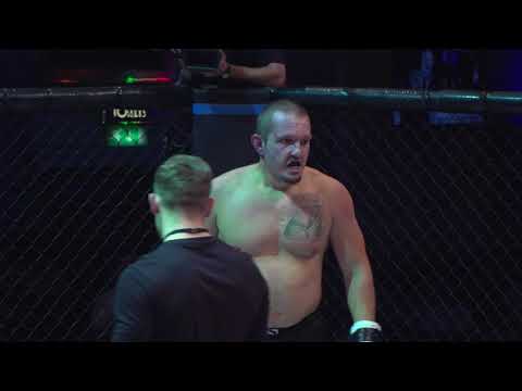 Kamil Kozinski v Hristo Zahariev - WCMMA 30