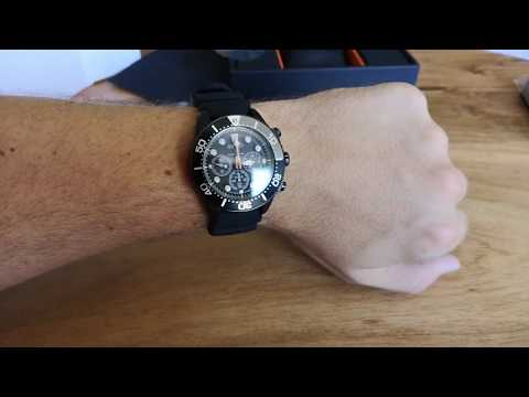 Seiko SSC673P1 Prospex Solar Chronograph (Black Series)