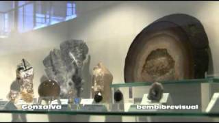 preview picture of video 'Bembibre. Aragonito azul - Nueva sala de mineralogía museo Alto Bierzo'