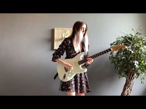 Simona Sansovini - Jamming to Eminem (Lose Yourself)