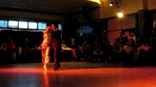 Marcelo Gutierrez y Johana Cessiecq 1 Tango @ villa Malcom 2010