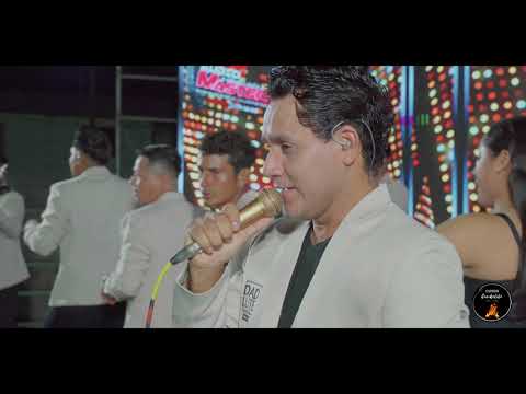 Niña Prohibida - Julio Vargas y Sus Tomadores / EN CONCIERTO