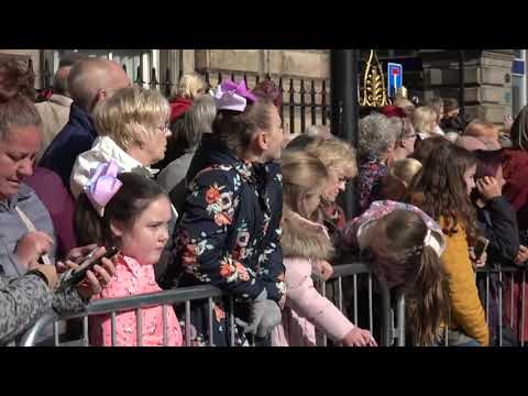 The Giants passing through Castle Street   The Giants of Royal de Luxe Liverpool