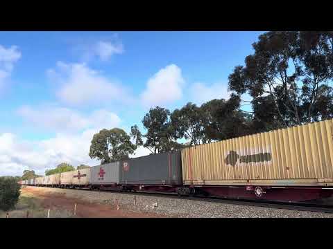 6MP9 passing through Edinburgh