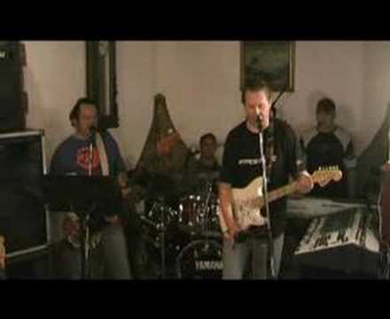 Atomsko Skloniste - Devojka broj 8 (LUCKY CASH - live)