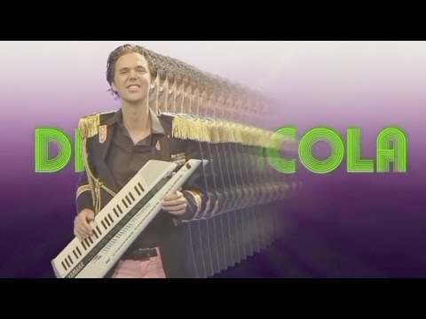 Alexander Marcus - Disco La Cola (Official Video)