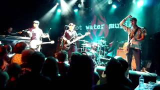 It&#39;s Hard To Know [HD], by Hot Water Music (@ 013 Tilburg, 2011)
