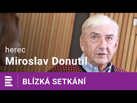 Miroslav Donutil na Dvojce: Zažil jsem věci mezi nebem a zemí a říkal si, že stojí zato o tom točit