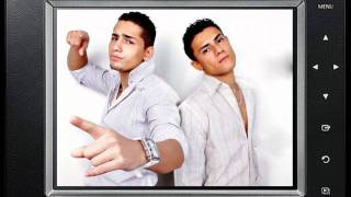 James & Hammer Maniki sexual