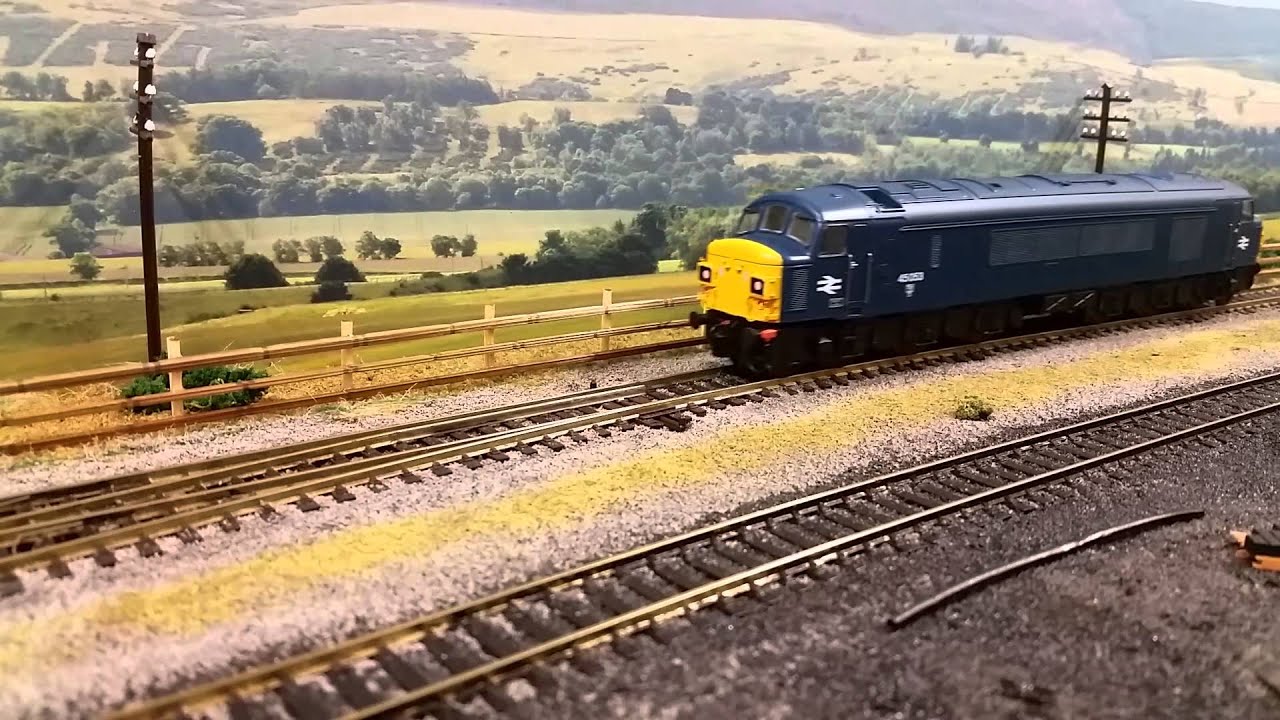 BACHMANN CLASS 45 053 DCC SOUND.
