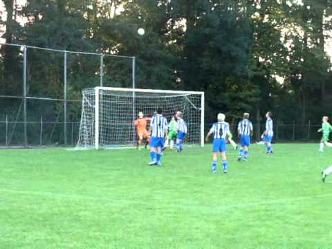 Dylan van der Stoel blijft scoren