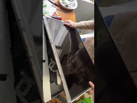 Scrapping an old apple Mac.  Now it’s applesauce