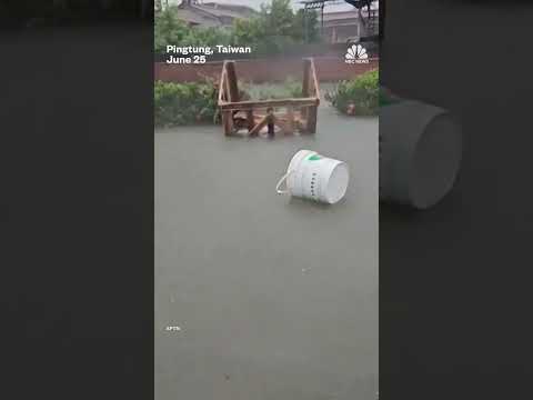Typhoon Mekkhala causes flooding in southern Taiwan