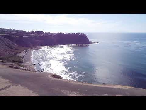 Palos Verdes CA Cliffside Living with Ocean Views 4K Relaxing Drone Film (Ambient Apple TV Style)