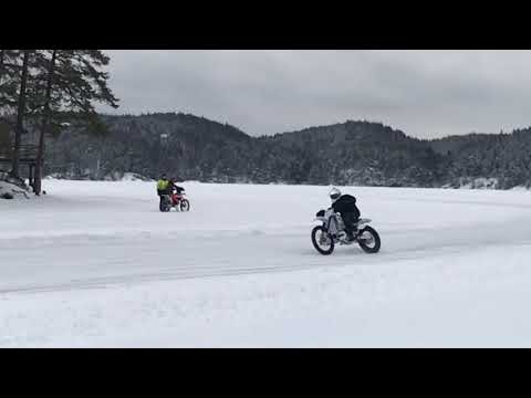 Honda CR500/550 Liger iceracing corner slomo shoot