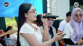 Download lagu BAHTERA CINTA / ICHA KISWARA / GANK KUMPO CAKRAWALA AUDIO mp3 Download lagu BAHTERA CINTA / ICHA KISWARA / GANK KUMPO CAKRAWALA AUDIO mp3