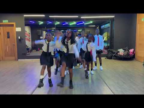 Favour it surrounds me like a shield- Rehearsals by ASKA