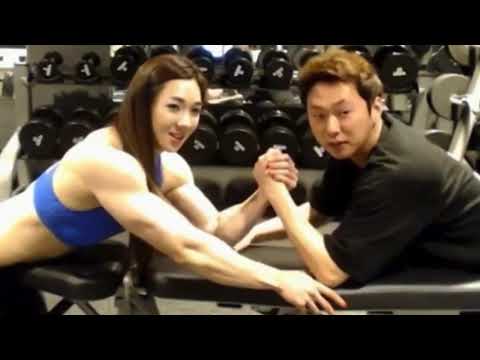 Strong Girl 2 vs 1  Arm Wrestling