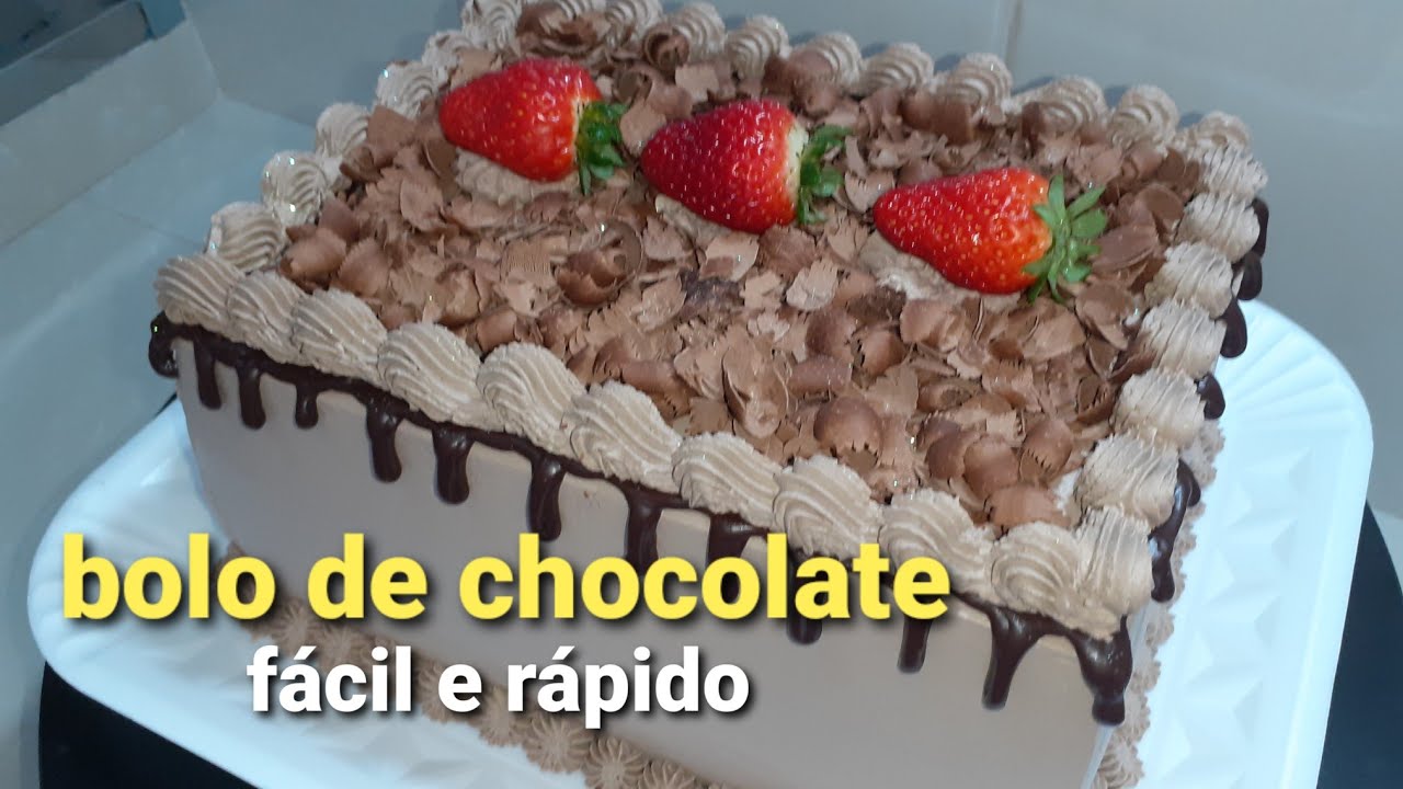 como decorar bolo retangular com chantilly de chocolate e raspas/idéia para pascoa