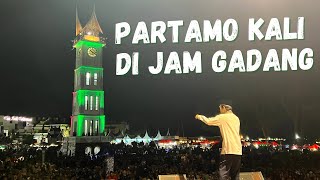 Download lagu Jam Gadang Bergetar‼️UAS Pimpin Bukittinggi Bersholawat mp3