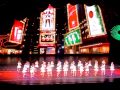 SDC10242 NEW YORK THE ROCKETTES 2010 3
