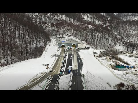 Fico a Ráž otvárajú tunel Višňové