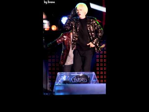 [fancam] 111002 Power Concert Super Junior A-CHA Eunhyuk