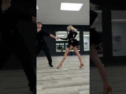 🔥🔥Dasha&Danya #dance #kpop #shorts #dancing #dariaesaulova #dancevideo #latin  #舞蹈 #fypシ #oldsong