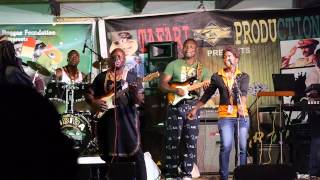 Mr. Taxi - Chris Kyere and the Bibiba Band