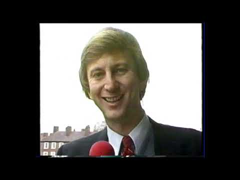 1988 VFL Fosters International Cup Half Time - Carlton vs Hawthorn - The Oval London - Exhibition