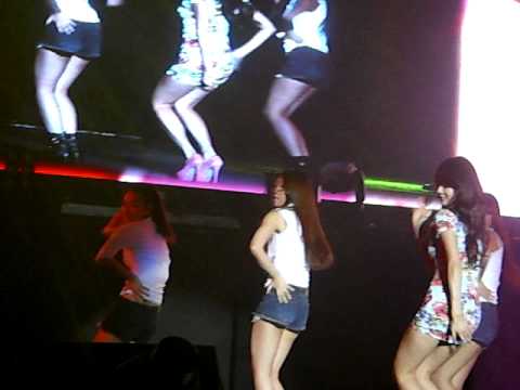 [FANCAM] 111213 - United Cube in Brazil - Hyuna Bubble Pop