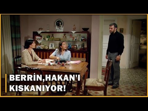 Berrin, Hakan'ı Kıskanıyor! - Öyle Bir Geçer Zaman Ki 116.Bölüm