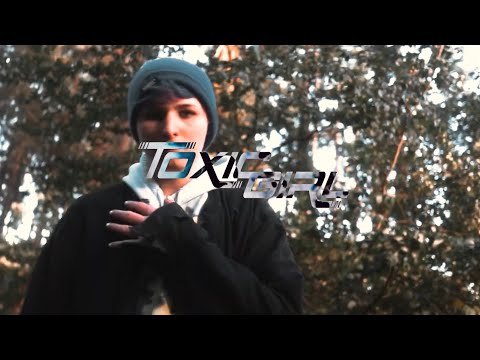 Mobezzy - "toxic girl"  (official video)
