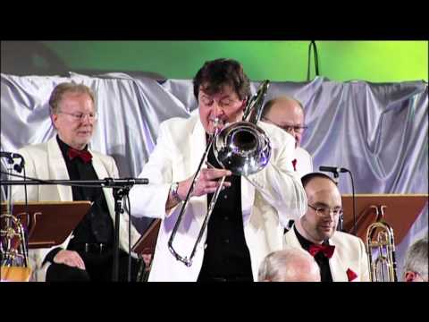 Munich Swing Orchestra  - Cow Cow Boogie